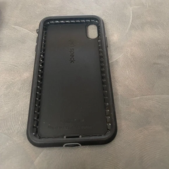 Speck Presidio Apple iPhone XS Max case- black - Picture 2 of 3